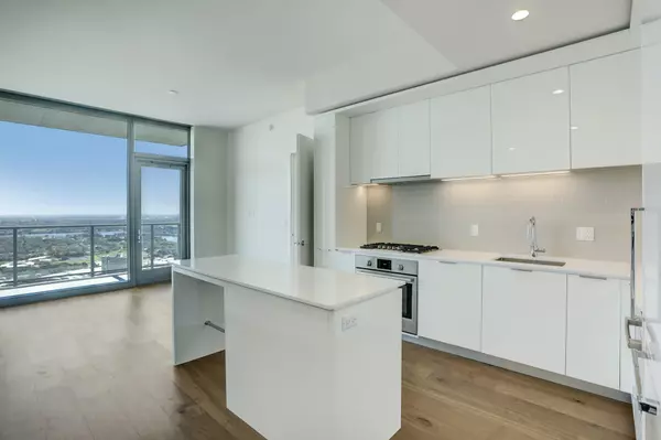 44 East Ave #3406,  Austin,  TX 78701