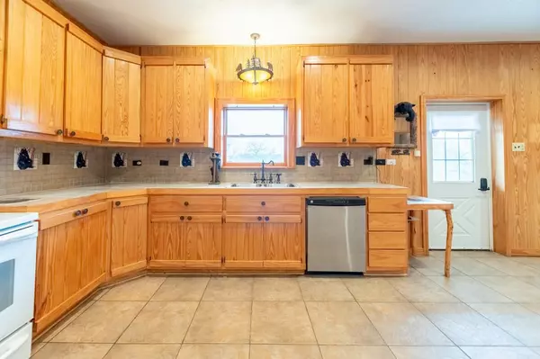 Liberty Hill, TX 78642,155 Arabian (Guest House) Ave N