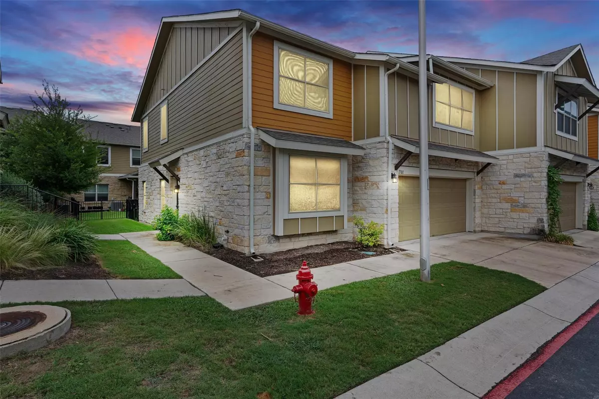 Austin, TX 78744,516 E Slaughter LN #1701