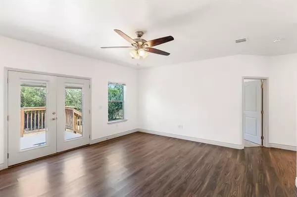 Granite Shoals, TX 78654,111 E Mesquite DR