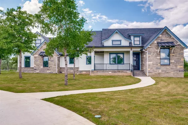 485 Post Oak, Gonzales, TX 78629