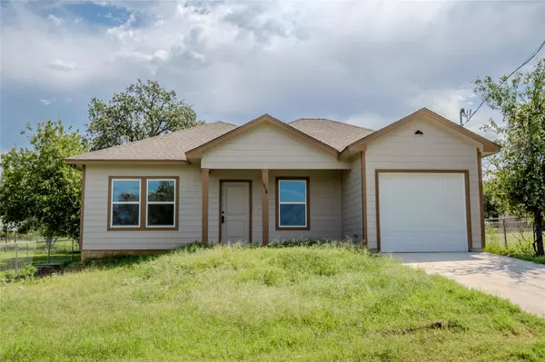 1858 Mosswood, Kingsland, TX 78639