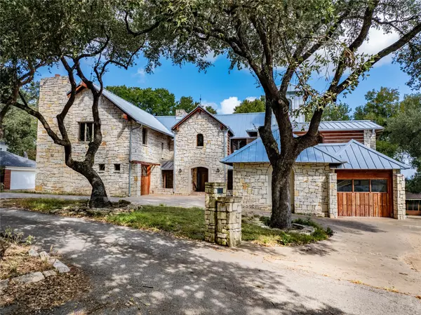 La Grange, TX 78945,206 Rolling Hill DR