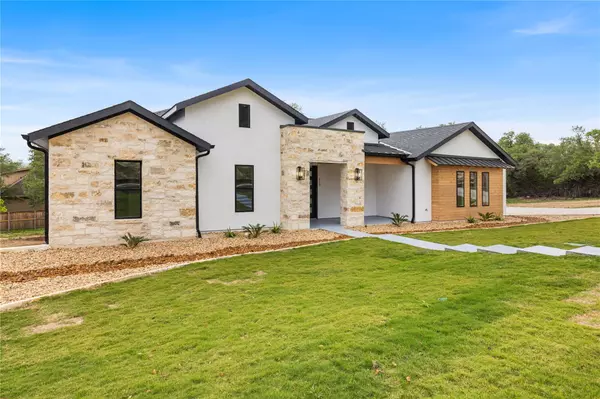 113 Stoneledge DR, Fredericksburg, TX 78624