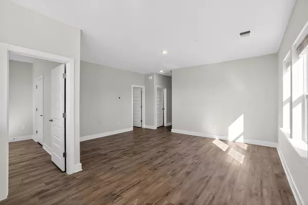 Hutto, TX 78634,213 Flowers Ave