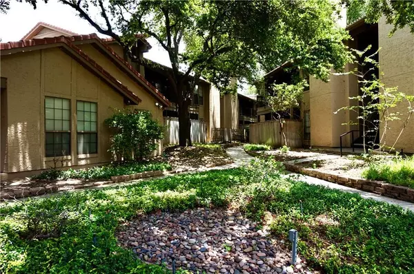 1202 Thorpe LN #208, San Marcos, TX 78666