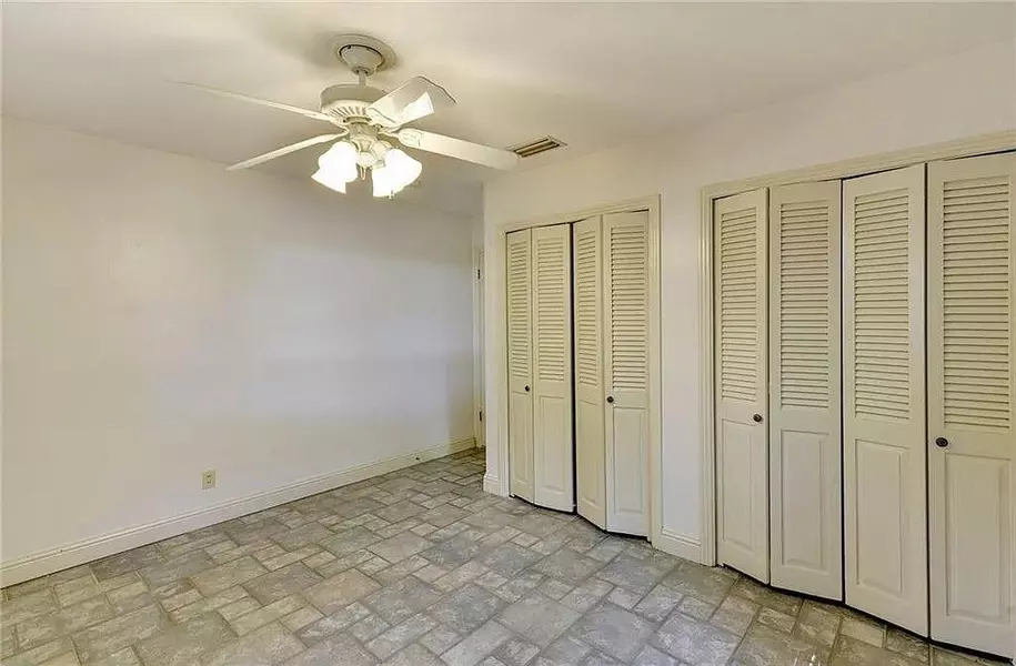 2906 Greenlawn PKWY, Austin, TX 78757