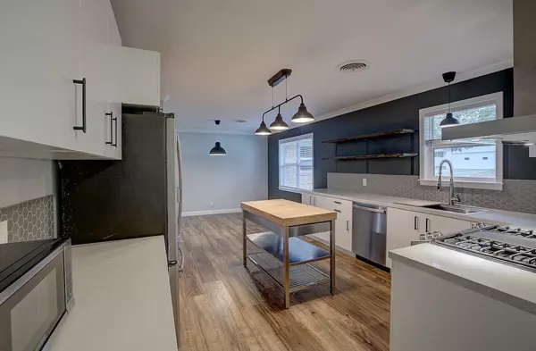 1804 E 18th ST,  Georgetown,  TX 78626