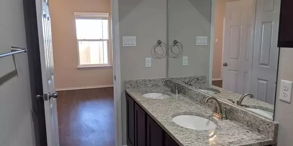 Seguin, TX 78155,3434 Scott CIR