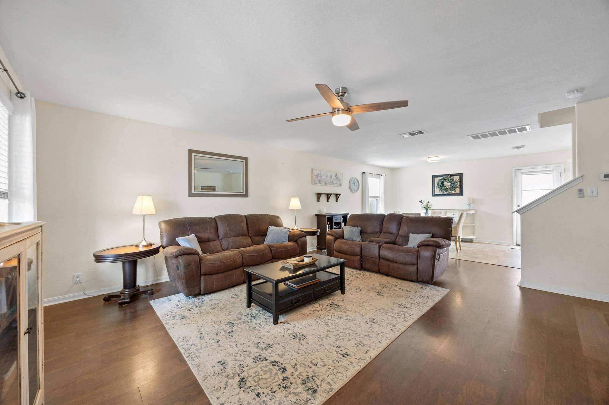 Hutto, TX 78634,120 Hawkins CT