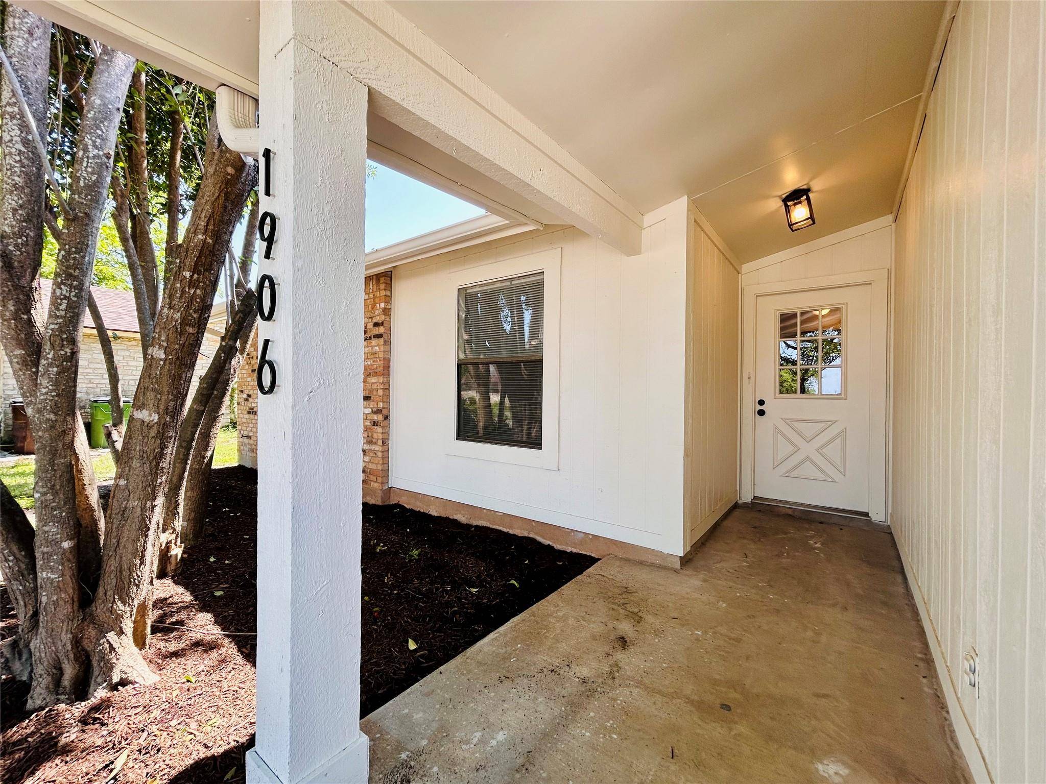 Round Rock, TX 78664,1906 Surrey DR