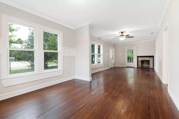 Lampasas, TX 76550,1414 E 4th ST