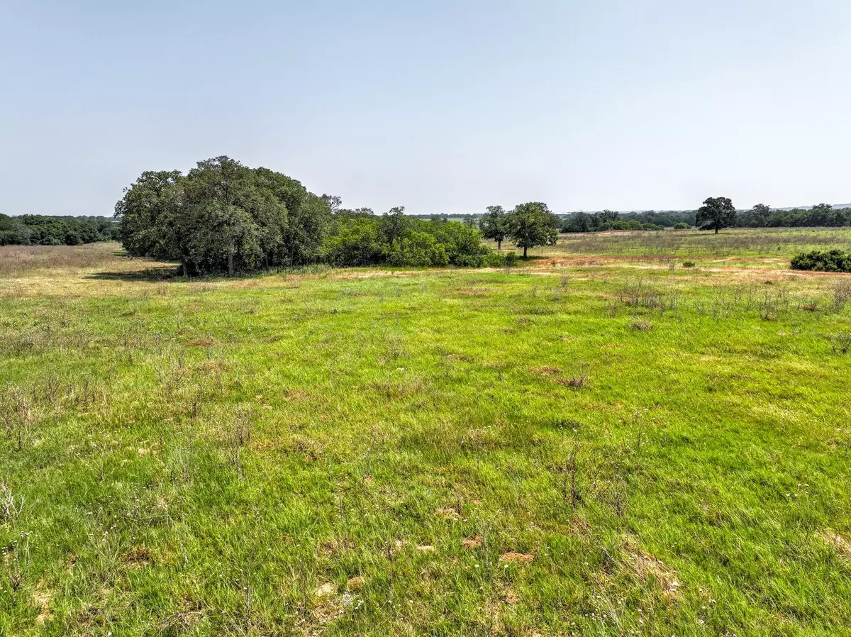 Luling, TX 78648,5001 Tenney Creek RD