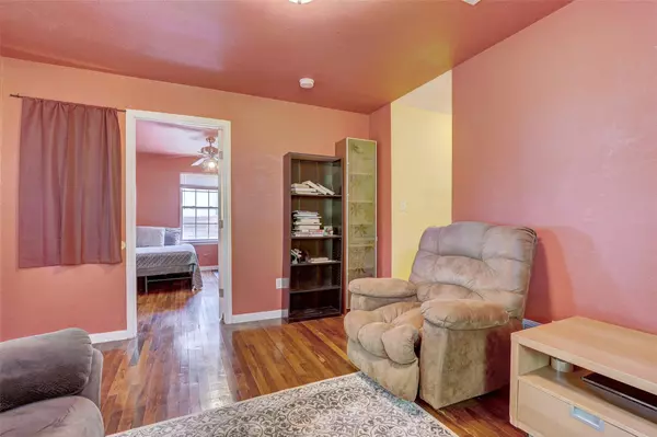 Austin, TX 78704,611 W Live Oak ST