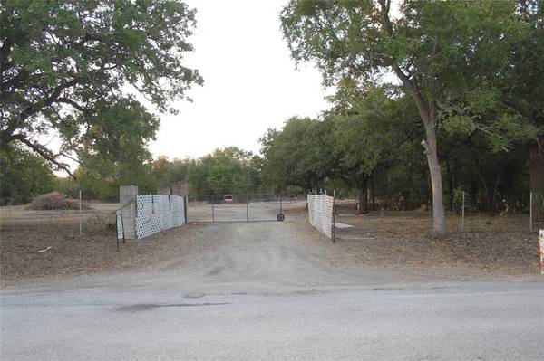 871 Old Lytton Springs RD,  Lockhart,  TX 78644