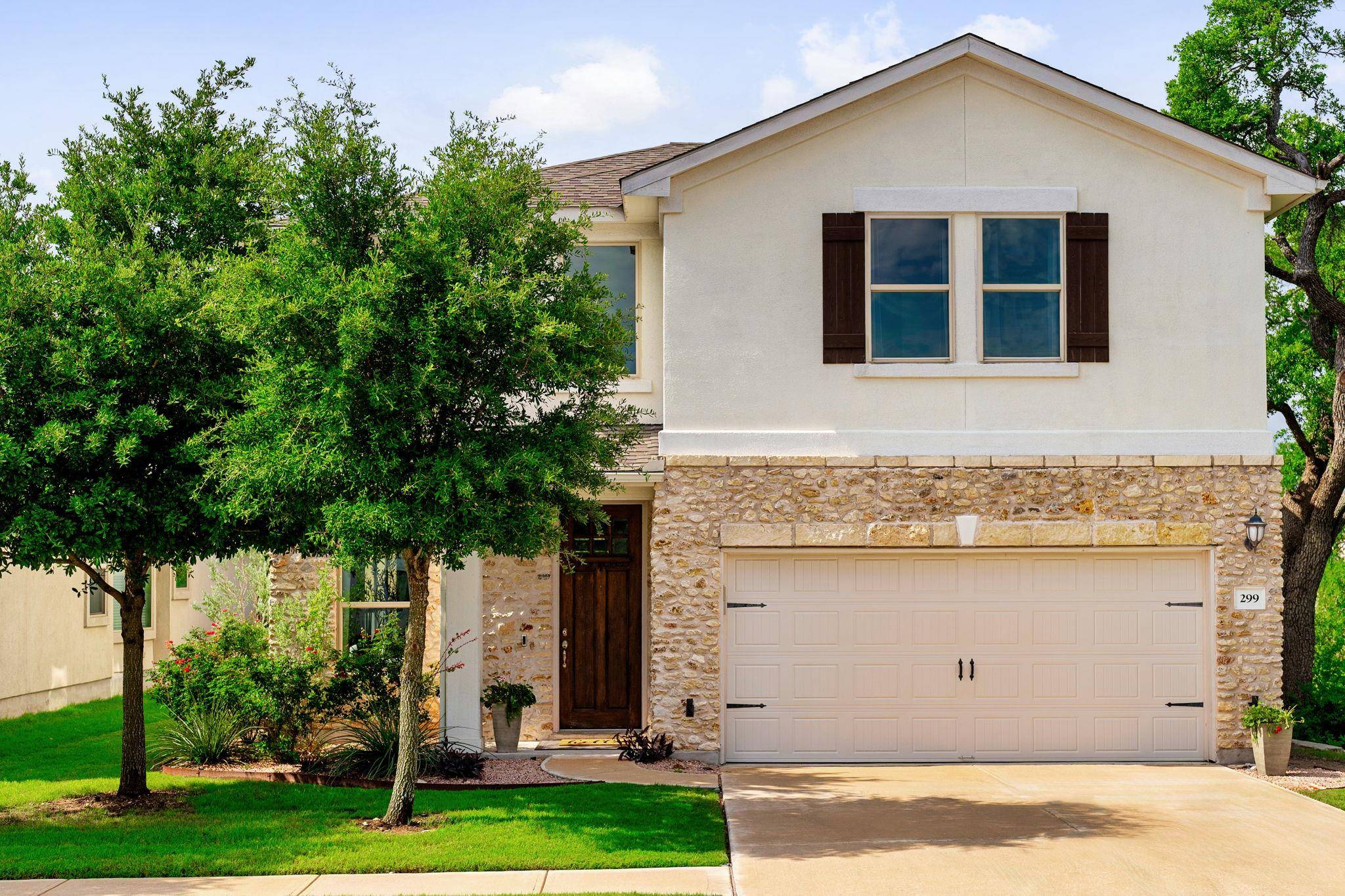 299 Diamond Point DR, Dripping Springs, TX 78620