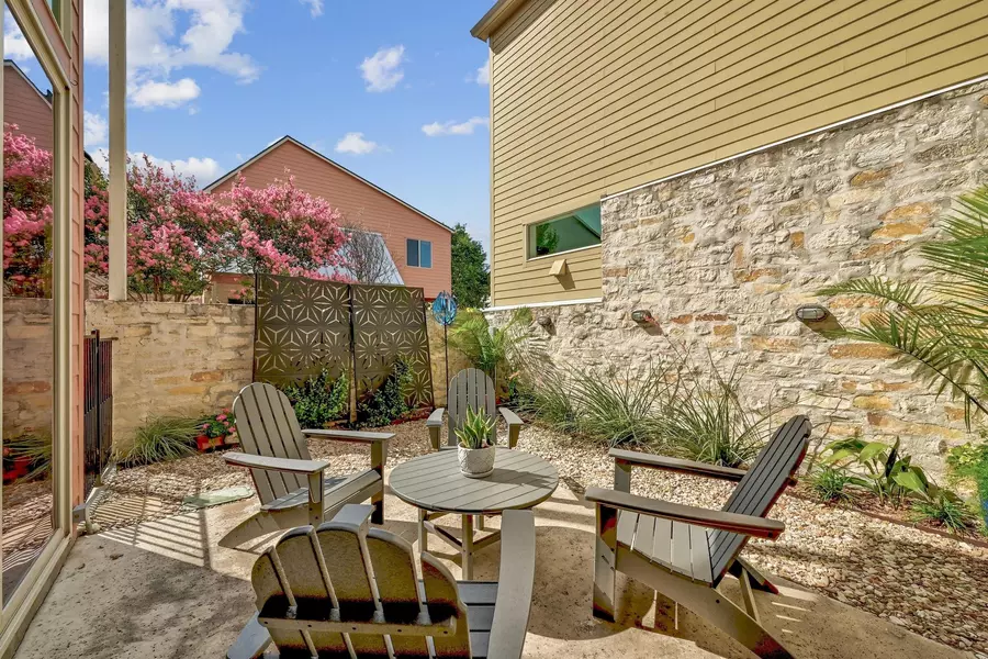 1601 Houston ST #2, Austin, TX 78756