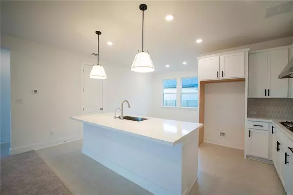 Leander, TX 78641,524 Foresail RD