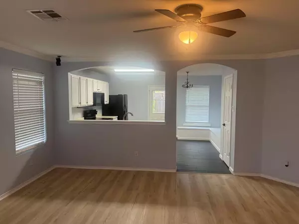 Leander, TX 78641,207 Mesa DR