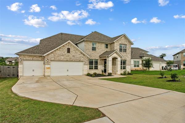 1018 Pink Granite BLVD, Dripping Springs, TX 78620