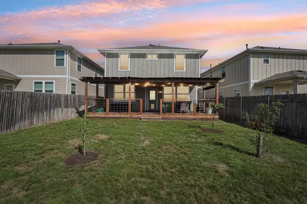 Buda, TX 78610,5303 Marsh LN