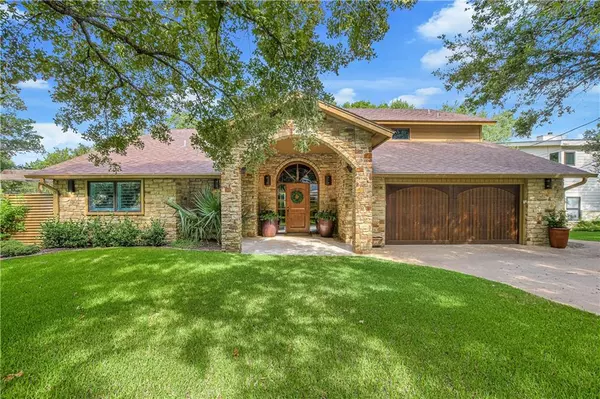 22016 Briarcliff DR, Spicewood, TX 78669