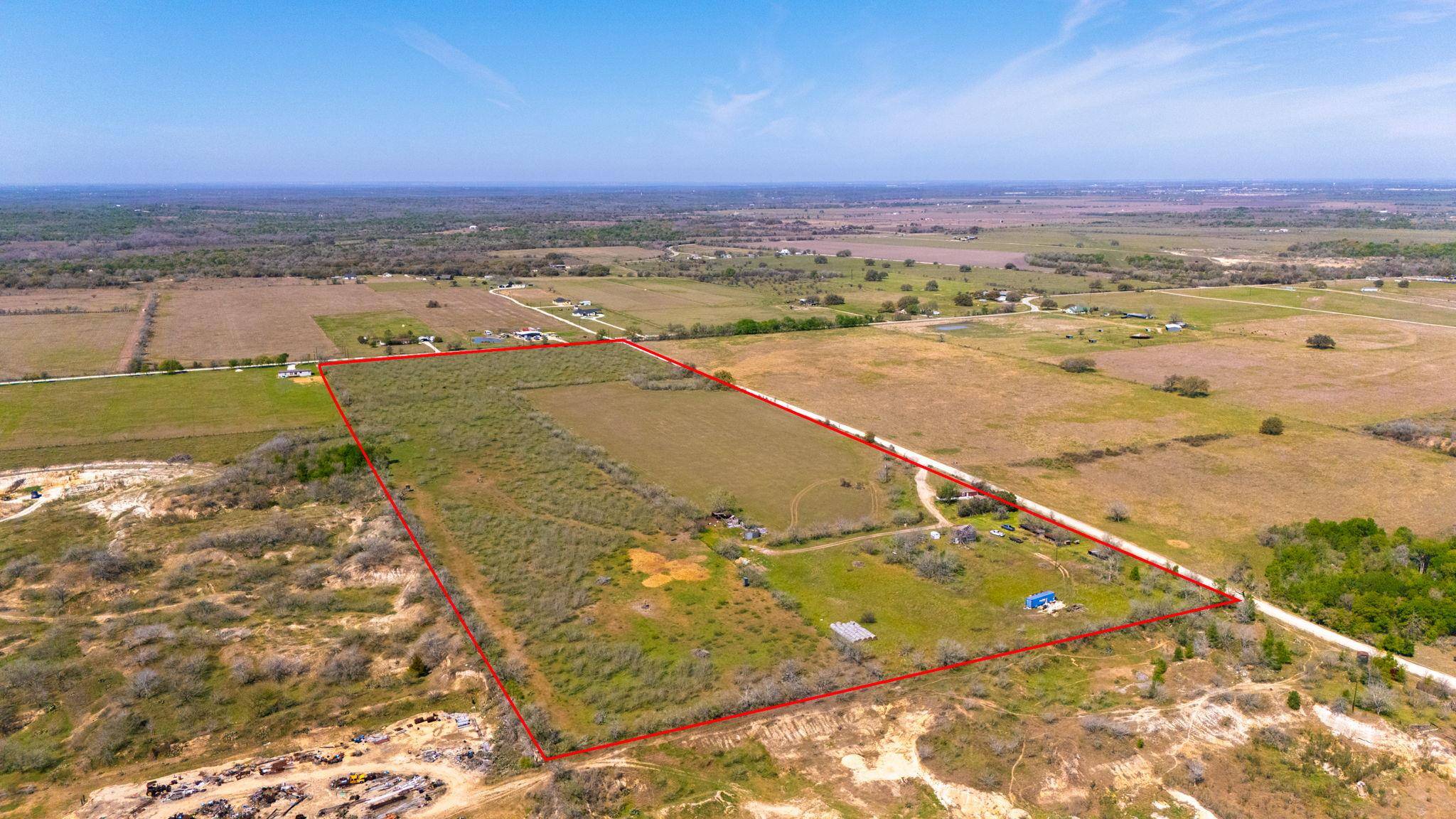 6643 Seawillow RD, Lockhart, TX 78644
