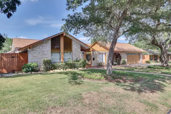 7521 Glenhill RD, Austin, TX 78752