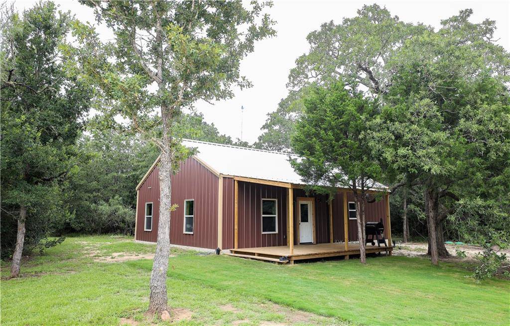 1137 County Road 336,  Lexington,  TX 78947