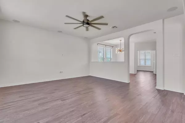 New Braunfels, TX 78130,3894 Bentwood WAY