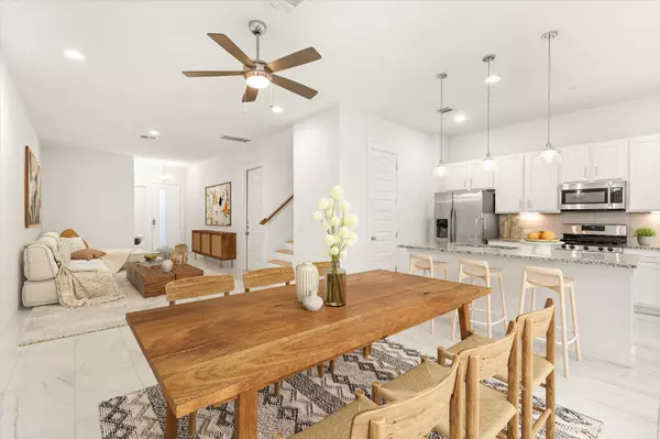 8922 Menchaca RD #303, Austin, TX 78748