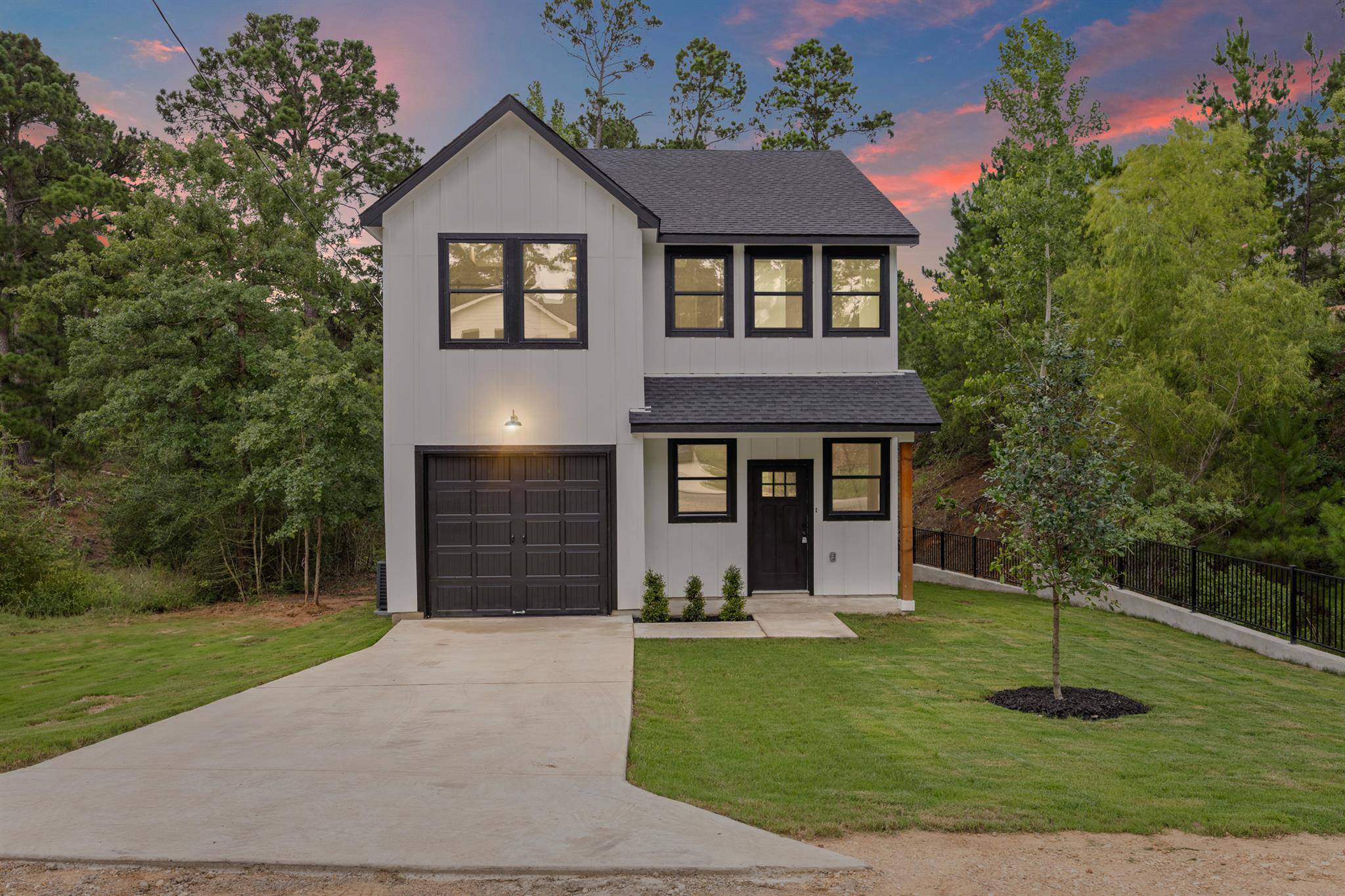 161 Honopu DR, Bastrop, TX 78602