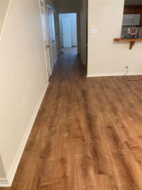 Jarrell, TX 76537,118 Sandstone DR #A