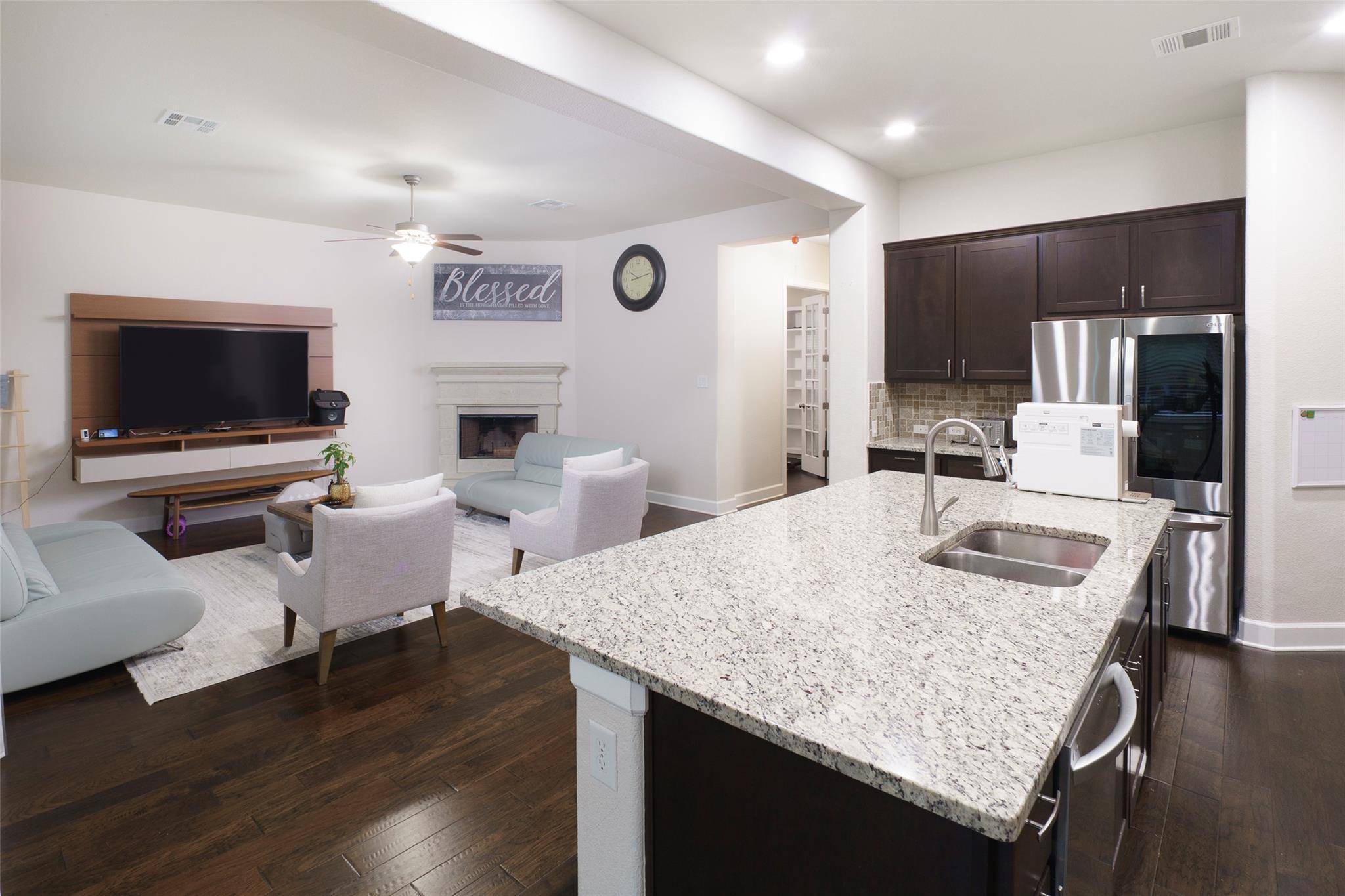 Georgetown, TX 78628,209 Brantley Lake LN