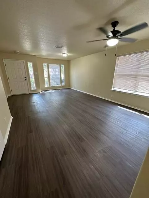 New Braunfels, TX 78130,221 Roadrunner Ave