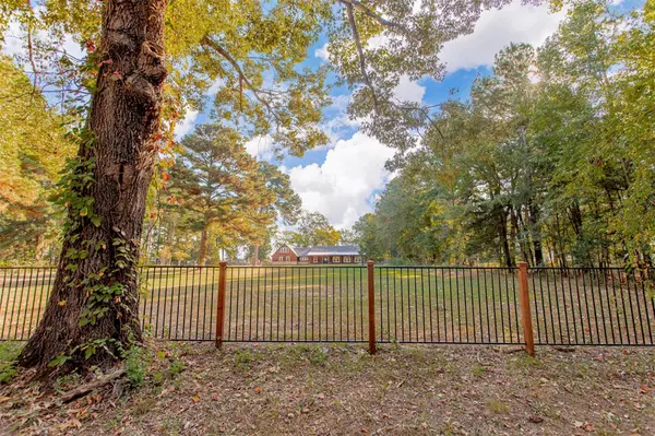 Flint, TX 75762,20579 County Road 189N RD N