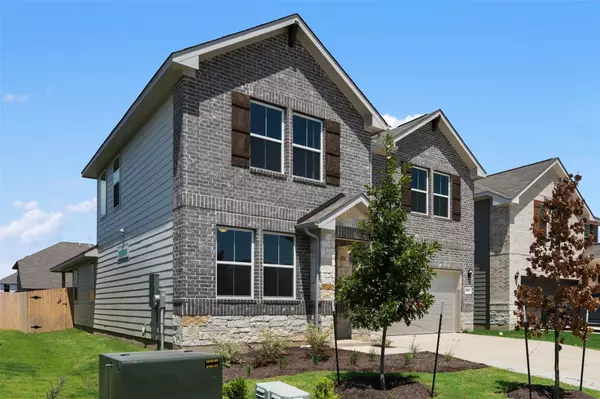 114 Prairie Falls DR, Hutto, TX 78634