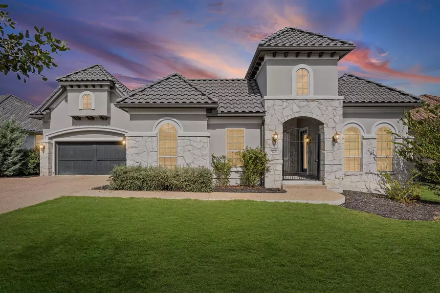 921 Morning Moon CIR, Austin, TX 78732