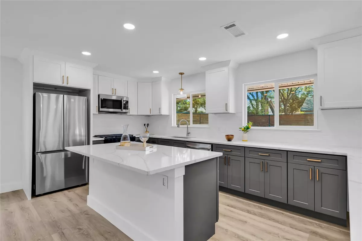 Austin, TX 78759,11602 Big TRL