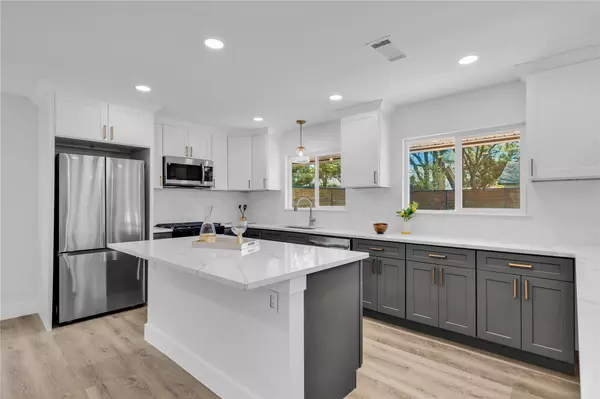 11602 Big TRL, Austin, TX 78759