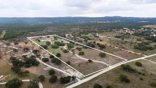 Spicewood, TX 78669,601 Deerpath WAY