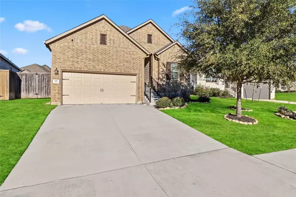 125 Beautyberry RD, San Marcos, TX 78666