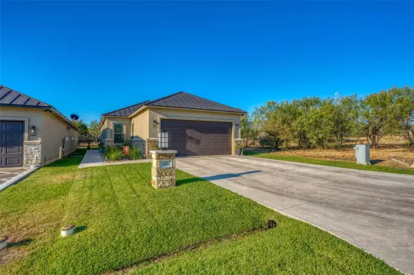 Horseshoe Bay, TX 78657,317 Parallel Circle CIR