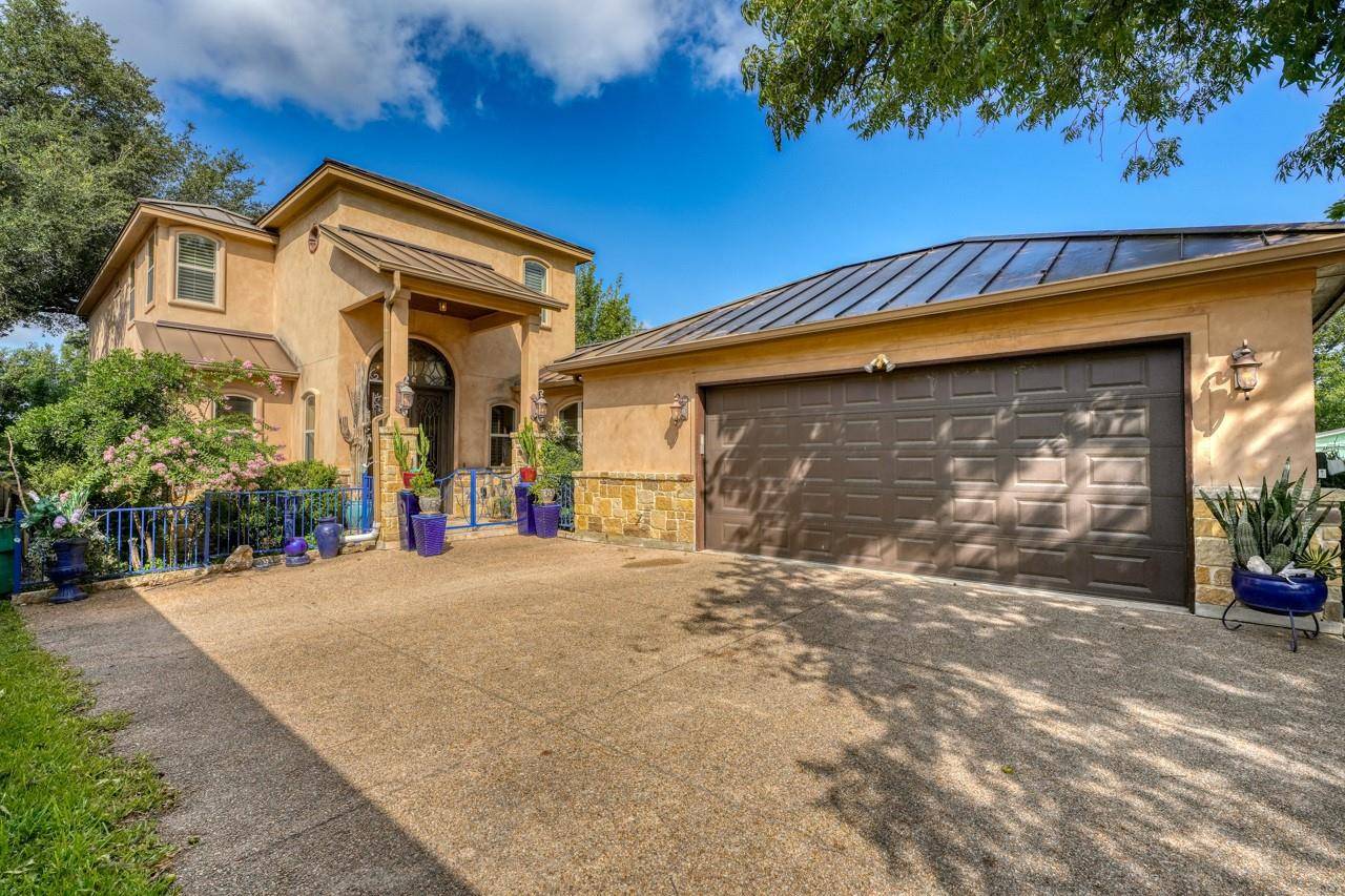 336 E Lakeshore DR, Sunrise Beach, TX 78643