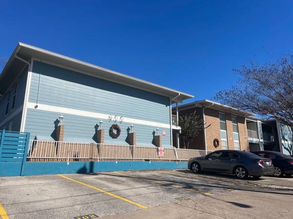 400 W 35th ST #203, Austin, TX 78705