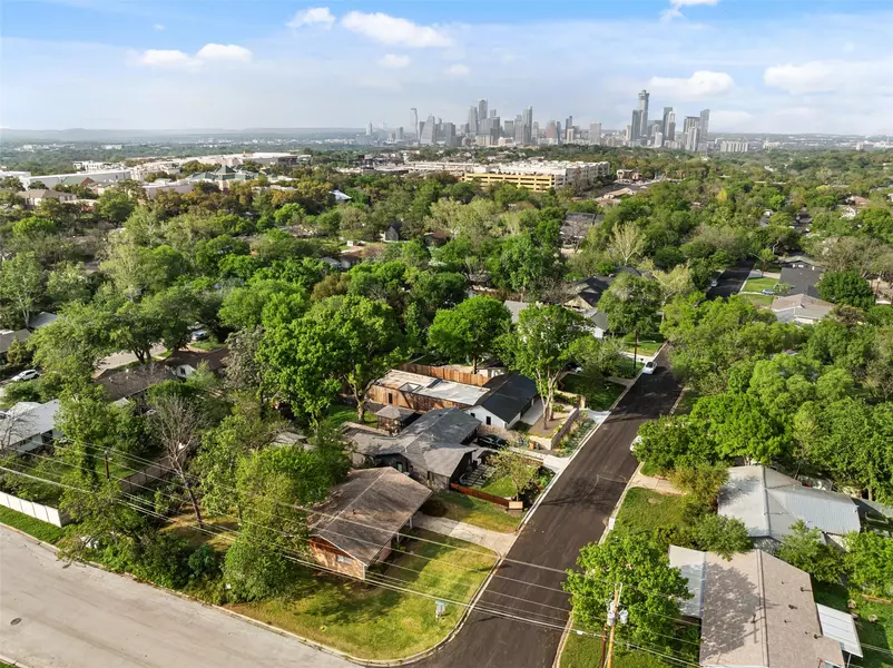 2712 Friar Tuck LN, Austin, TX 78704