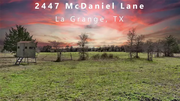 2447 McDaniel LN, La Grange, TX 78945