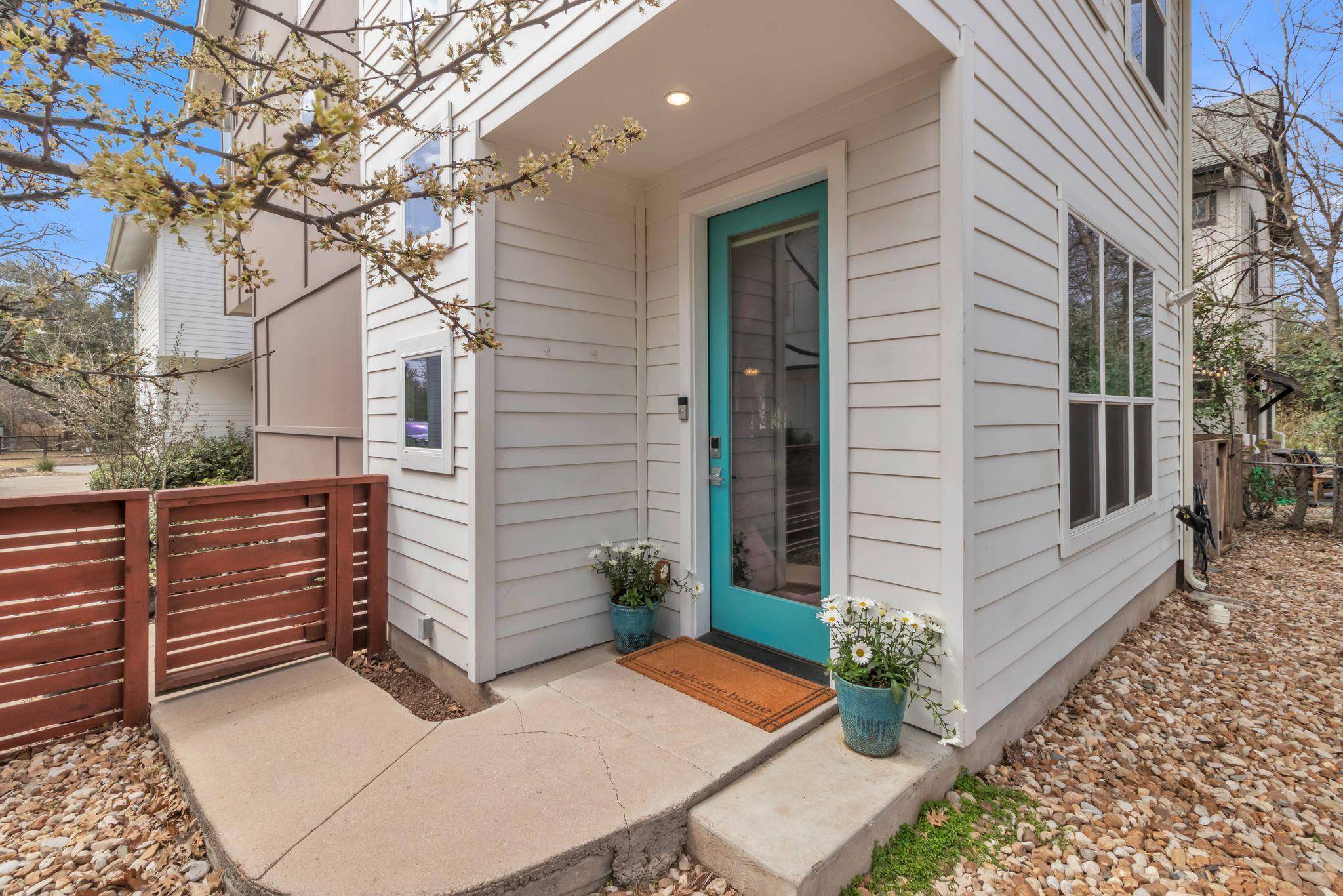 402 Irma DR #B, Austin, TX 78752