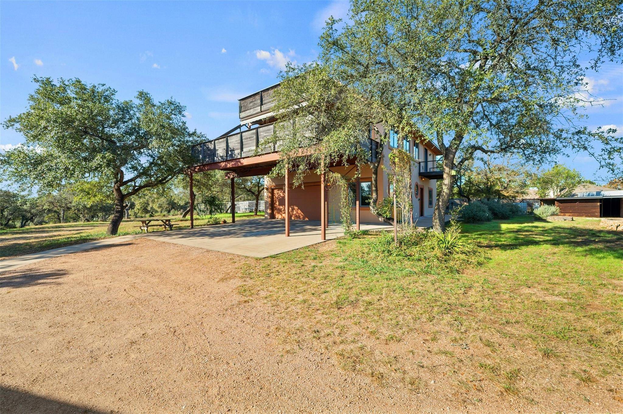 Spicewood, TX 78669,20111 Colby Hill DR