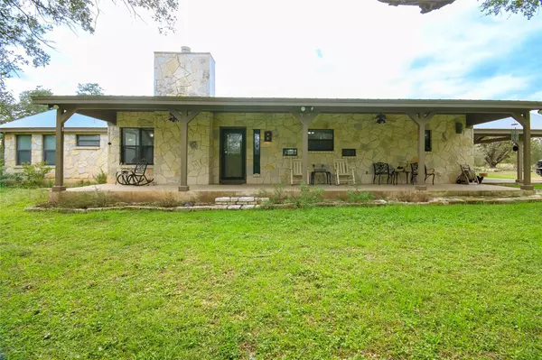 512 Soda Creek RD,  Spicewood,  TX 78669
